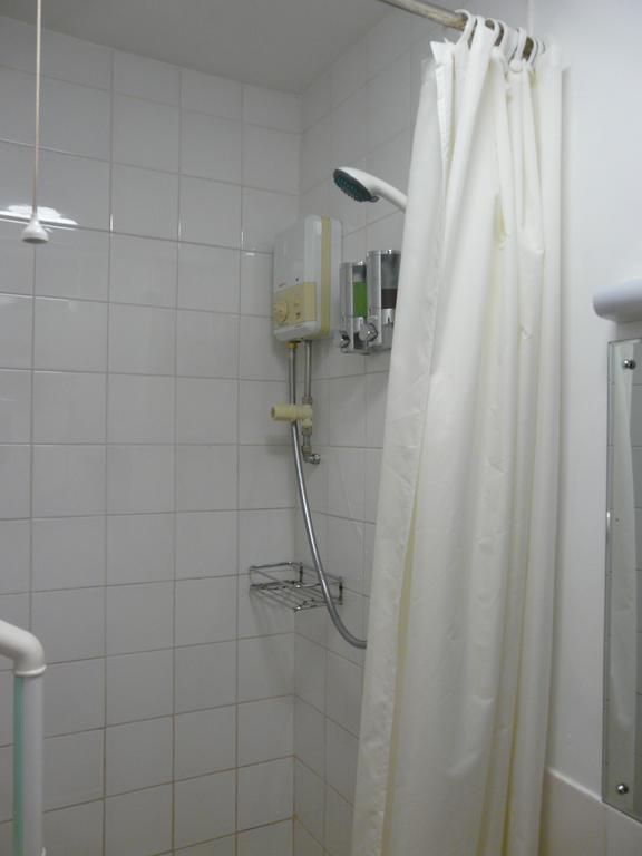 Melbourne Guest House Rhyl Room photo