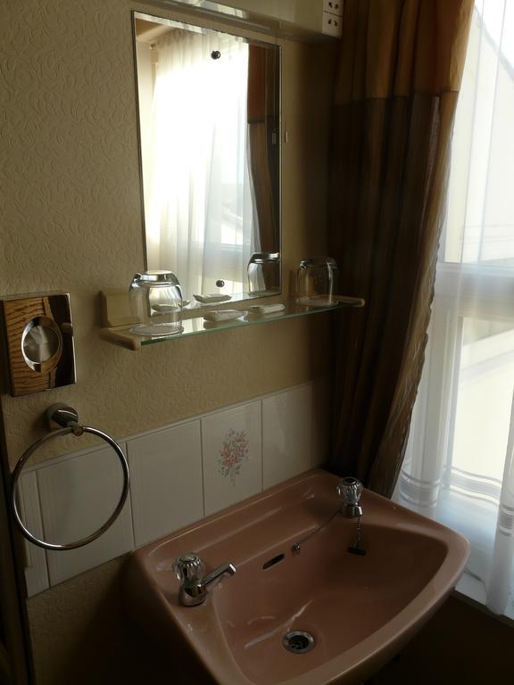 Melbourne Guest House Rhyl Room photo